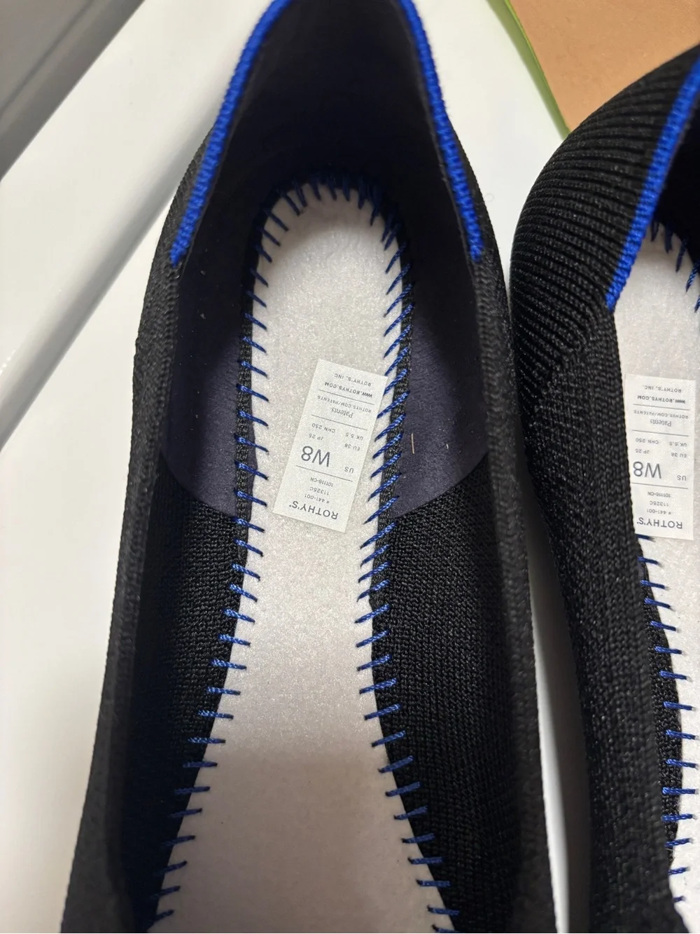 Like new Rothy's Black Women's Ballet Flats - Slip-On Comfort